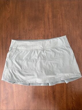 lululemon athletica Pace Rival Mid Rise Skort Size 10 Green